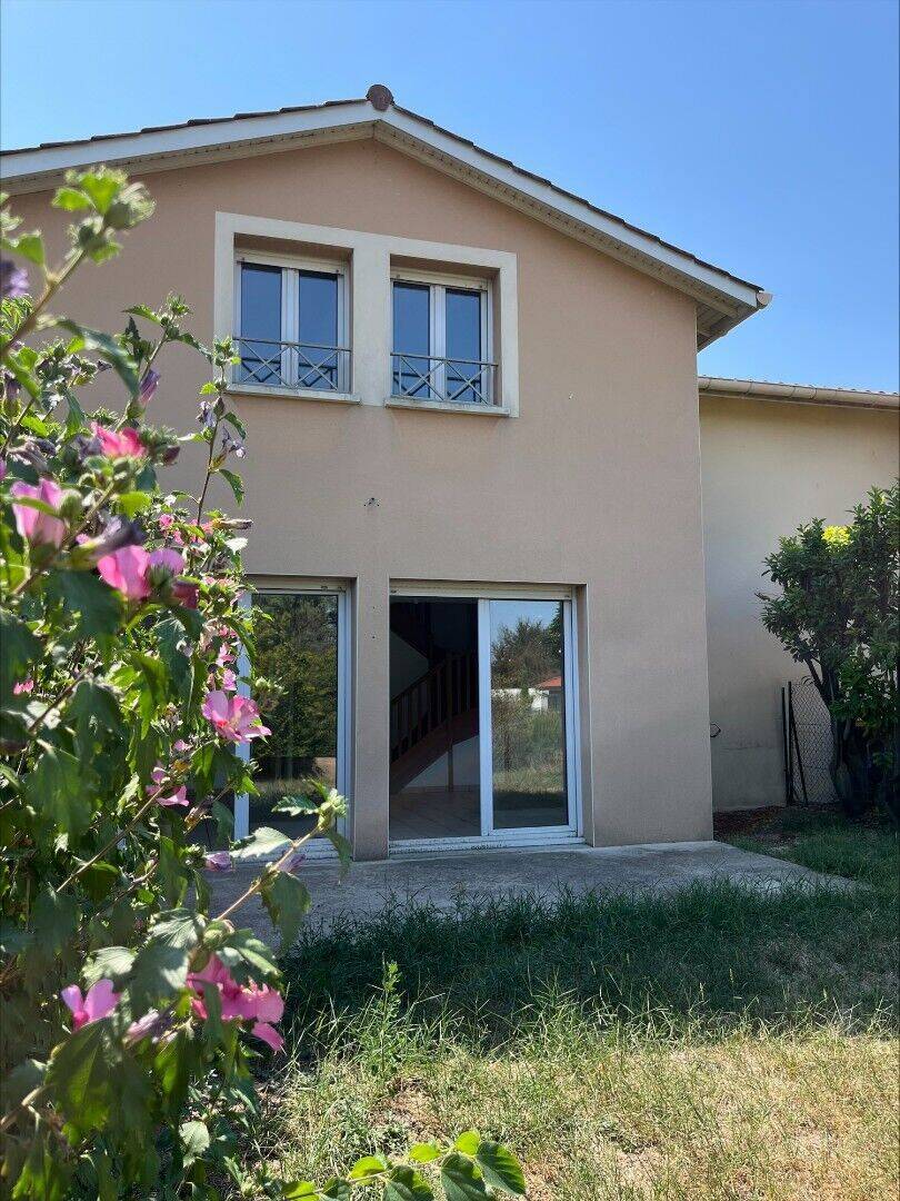 Maison 110 m² · à Charly · 110 m² · 1 499 €