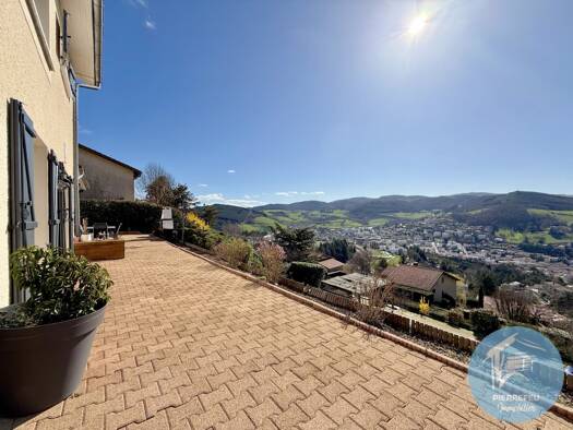 Maison à vendre 429 000 € 6 pièces 5 chambres 165 m² 1 057 m² de terrain Plata Tarare 69170