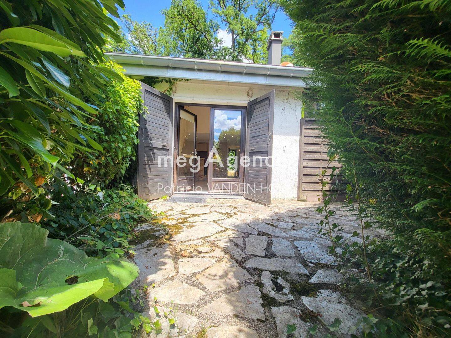 Maison 2 pièces 47 m² · à Savigny-sur-Clairis · 47 m² · 180 000 €