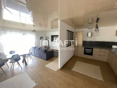 Maison à vendre 185 900 € 4 pièces 3 chambres 93 m² 351 m² de terrain Sud Ouest Chauny 02300