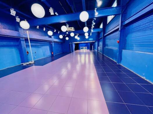 Local commercial à louer 4 000 € 332 m² de surface de vente Venette 60280