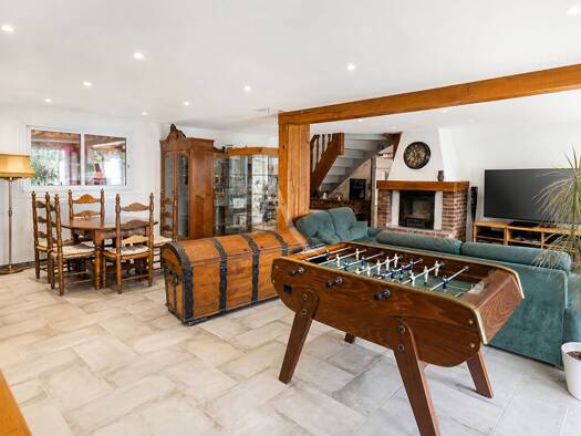 Maison à vendre 370 000 € 5 pièces 3 chambres 135 m² 586 m² de terrain Les Arbres Montfermeil 93370