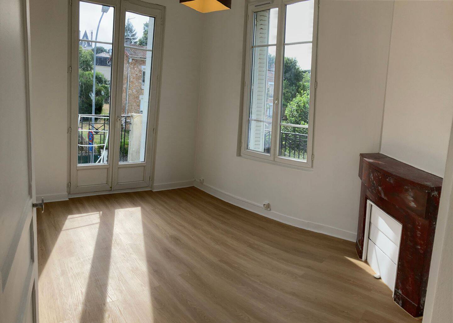 Appartement 2 pièces 34 m² · à Chaville · 34 m² · 860 €
