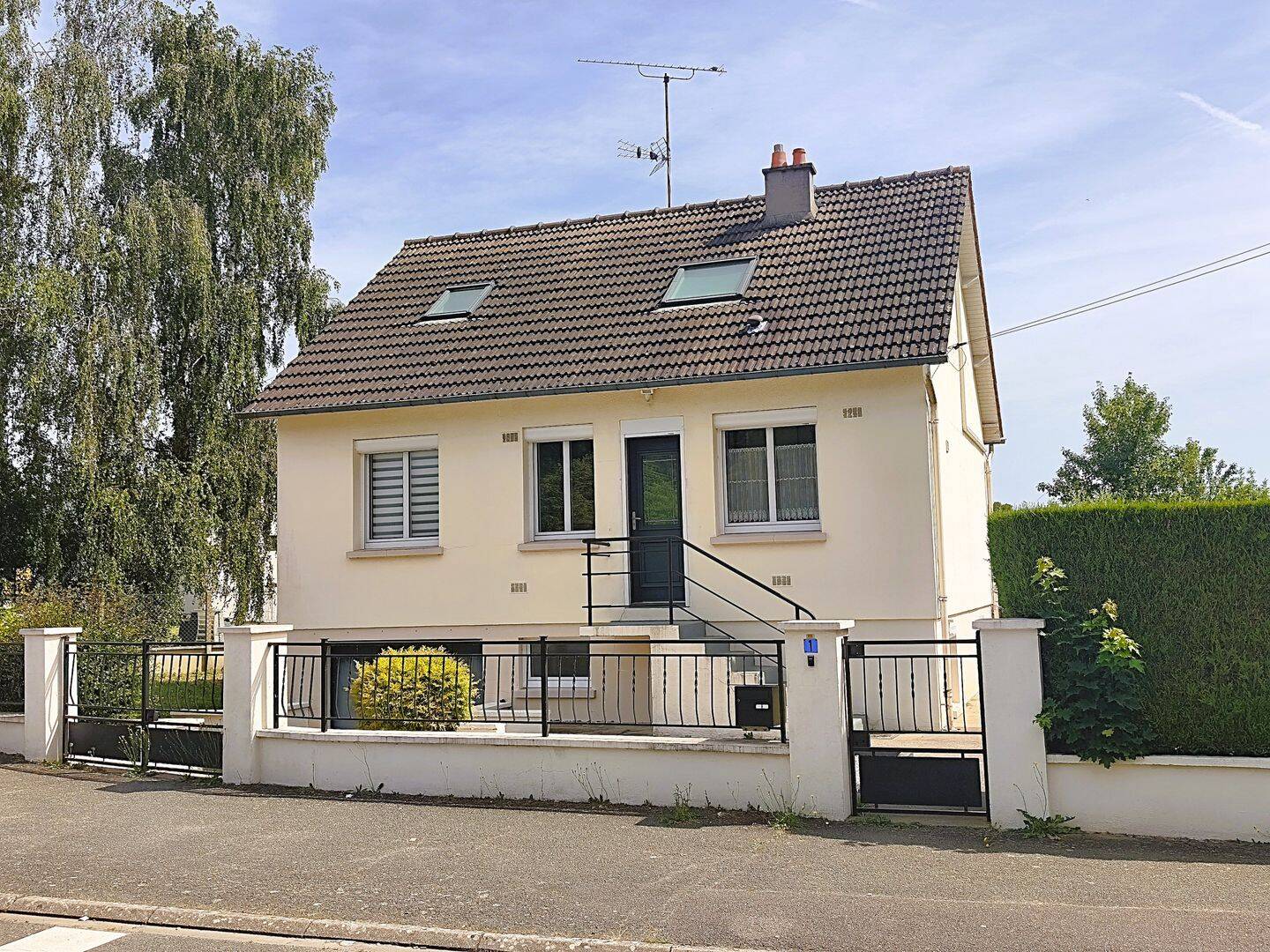 Maison 4 pièces 117 m² · à Les Villages Vovéens · 117 m² · 182 000 €