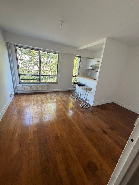 Appartement 1 pièce 25 m² · à Paris 19ème Arrondissement · 25 m² · 860 €