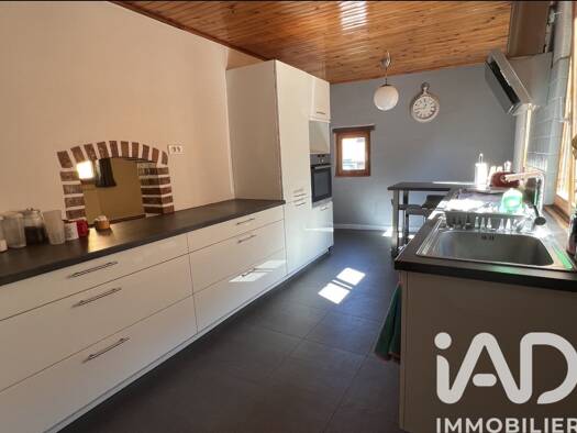 Maison à vendre 338 000 € 6 pièces 4 chambres 263 m² Saint-Hippolyte 68590