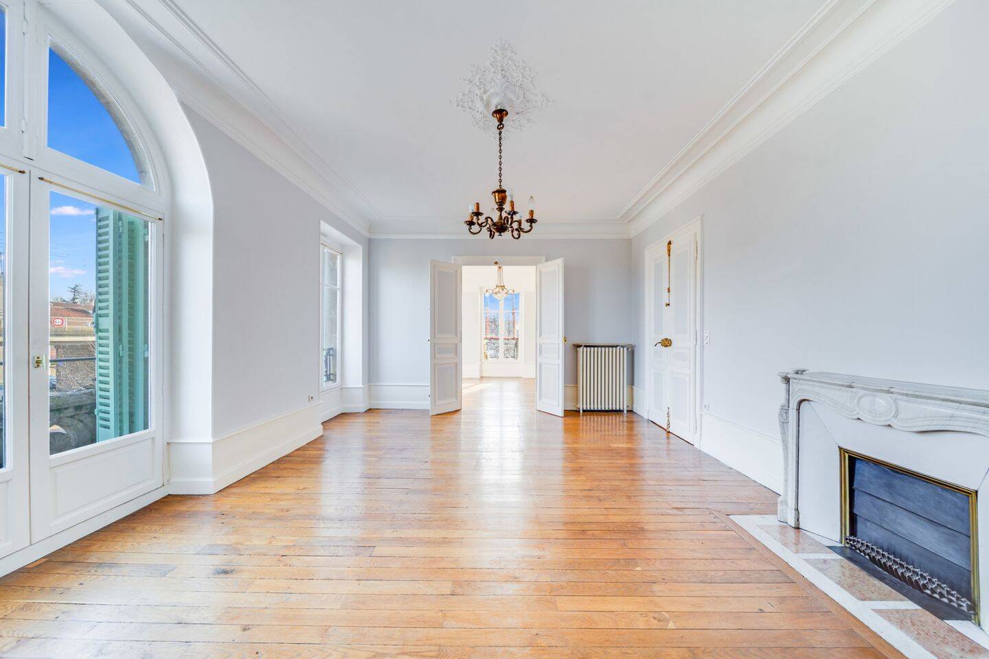 Appartement 5 pièces 138 m² · à Dijon · 138,4 m² · 350 000 €