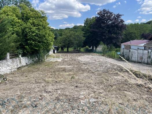 Terrain constructible viabilisé à vendre 78 000 € 1 054 m² de terrain Valence-en-Brie 77830