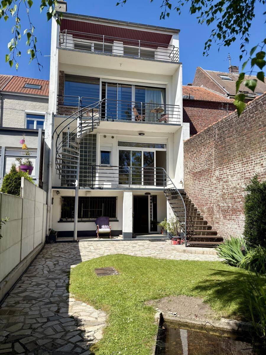 Maison 9 pièces 234 m² · à Liévin · 234 m² · 274 000 €