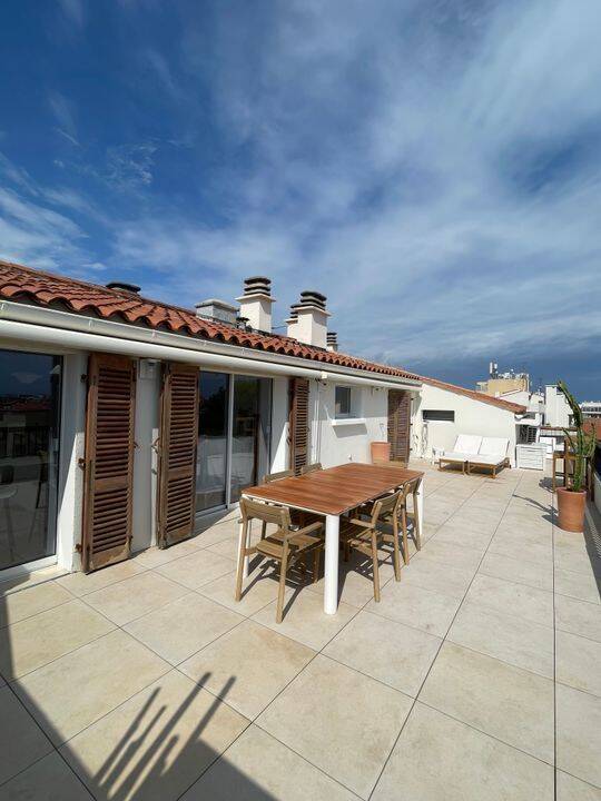 Appartement 3 pièces 65 m² · à Hyères · 65 m² · 1 585 €/mois