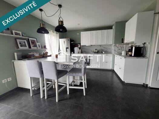 Appartement à vendre 239 000 € 3 pièces 2 chambres 67 m² Étage 2/3 Hautepierre Centre Strasbourg 67200