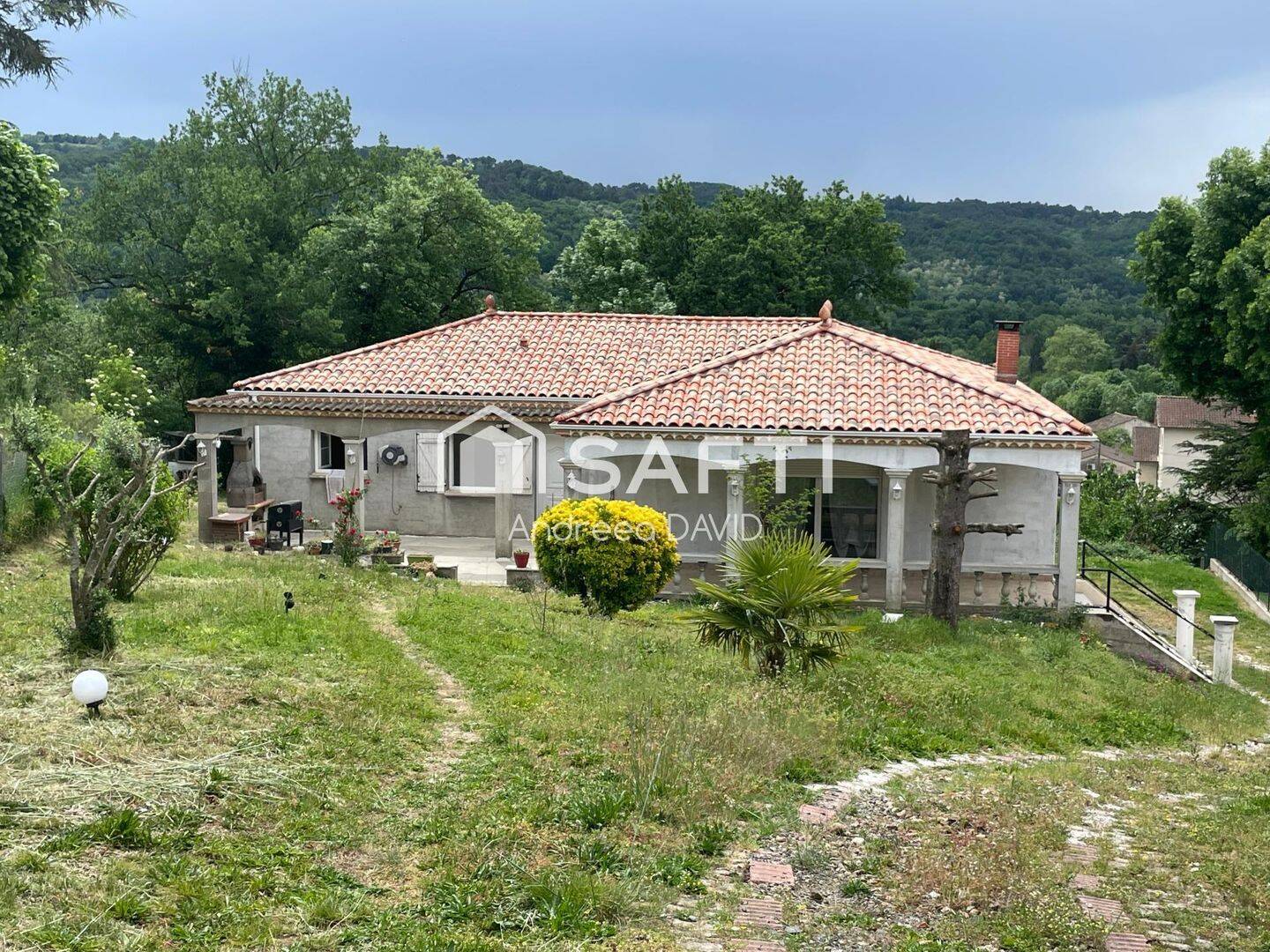 Maison 5 pièces 151 m² · à Roquecourbe · 151 m² · 258 000 €