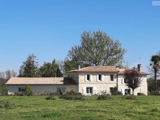 Maison à vendre 367 500 € 6 pièces 4 chambres 234 m² 4 900 m² de terrain Maransin 33230