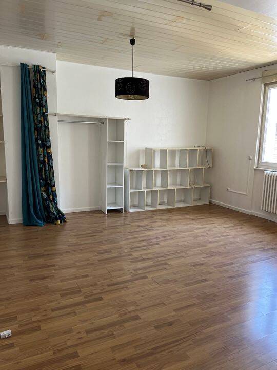 Appartement 1 pièce 31 m² · à Besançon · 31 m² · 490 €