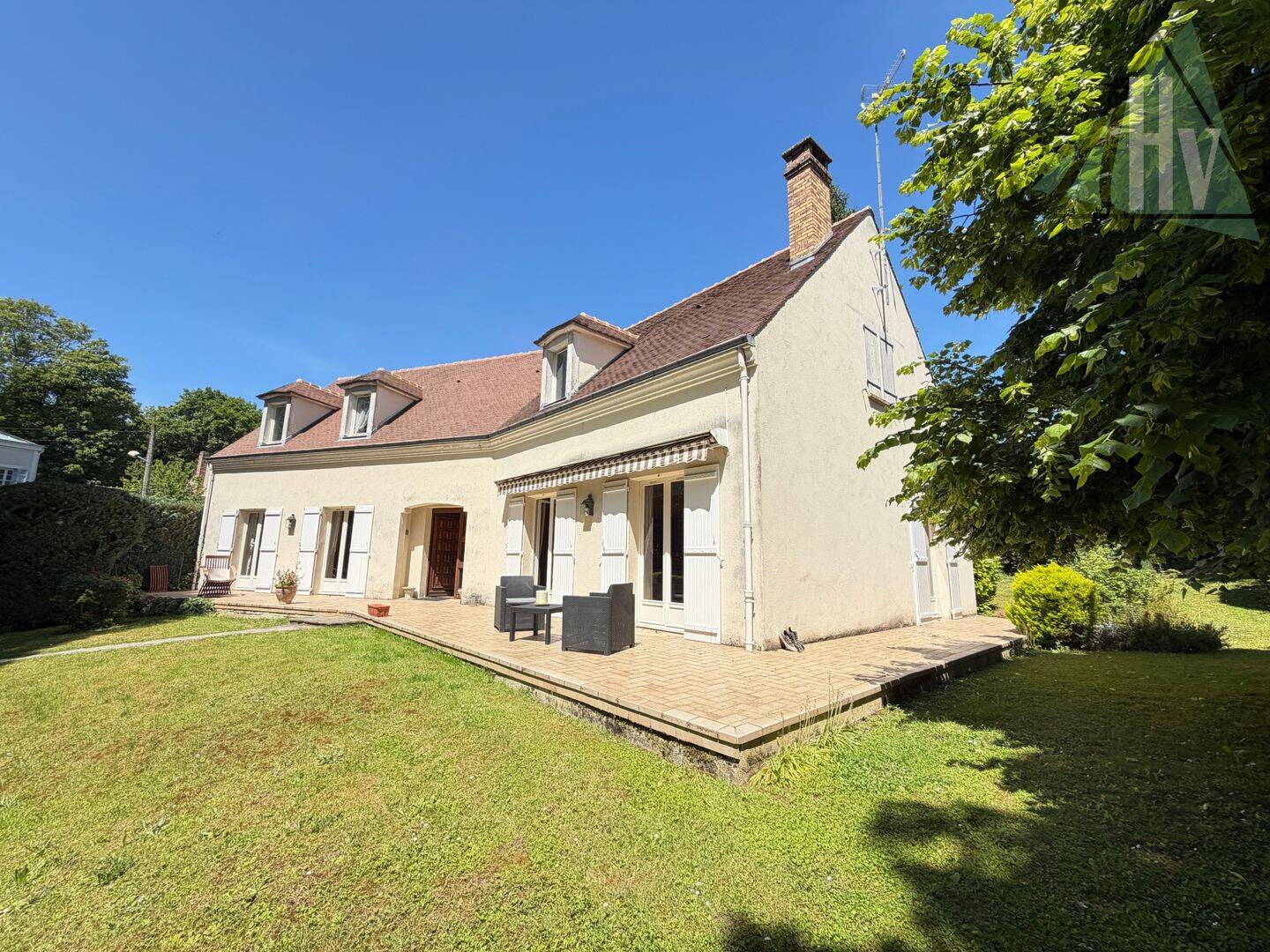 Maison 6 pièces 157 m² · à Provins · 157 m² · 364 000 €