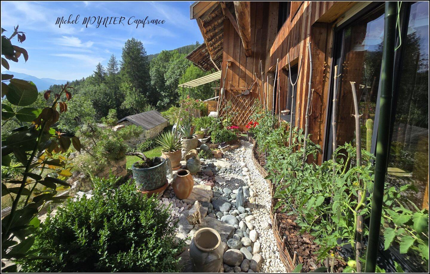 Maison 7 pièces 194 m² · à Champcella · 194 m² · 585 000 €