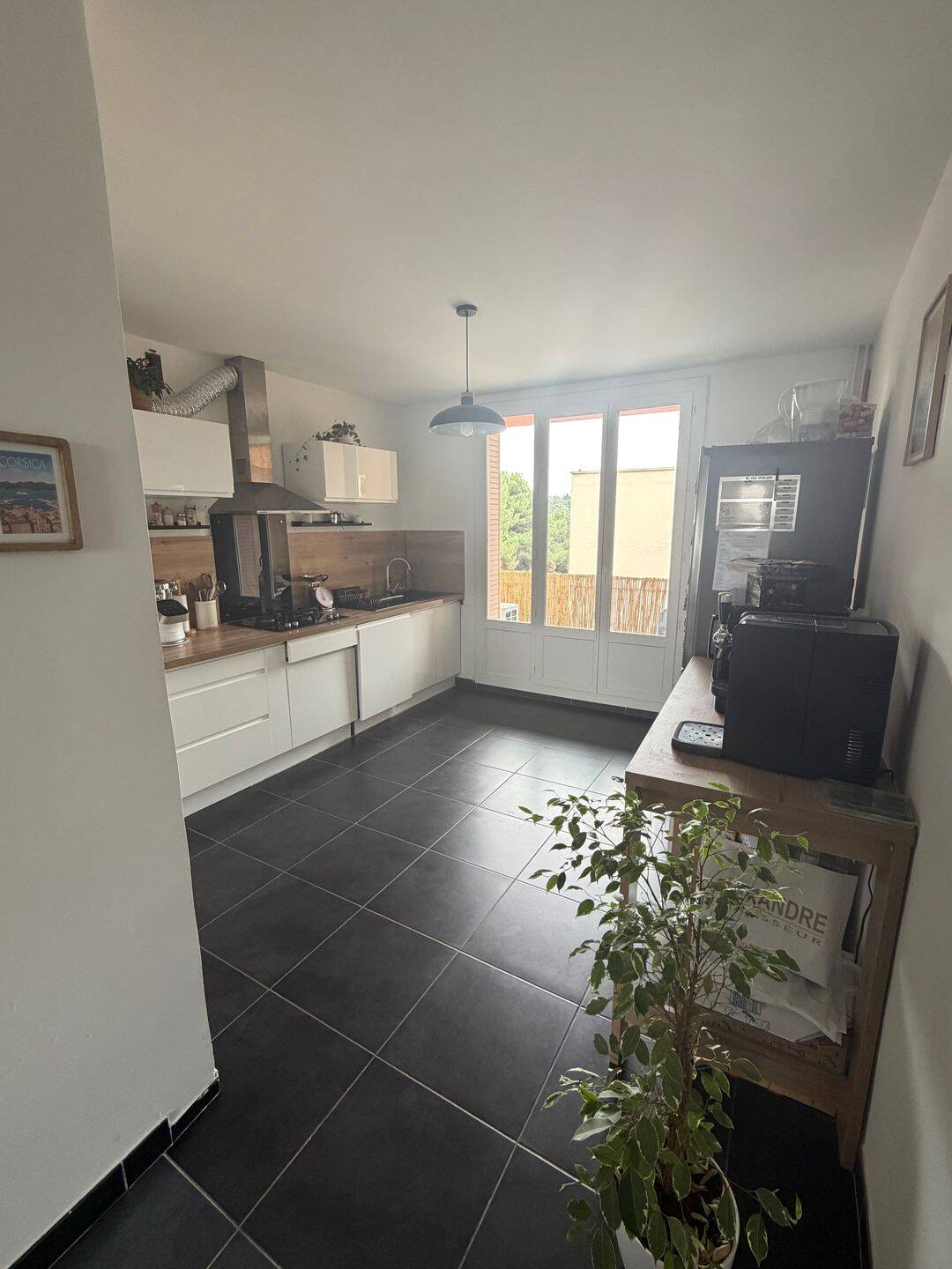 Appartement 4 pièces 80 m² · à Pont-Saint-Esprit · 80 m² · 820 €