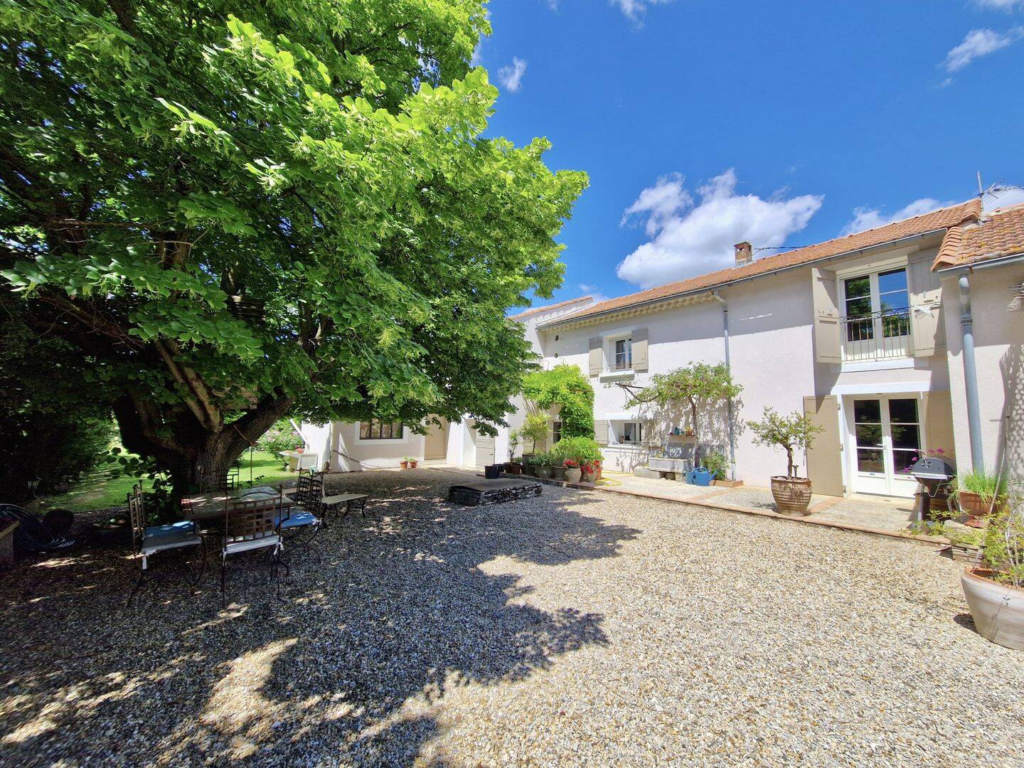 Maison 9 pièces 329 m² · à Cavaillon · 328,7 m² · 985 000 €