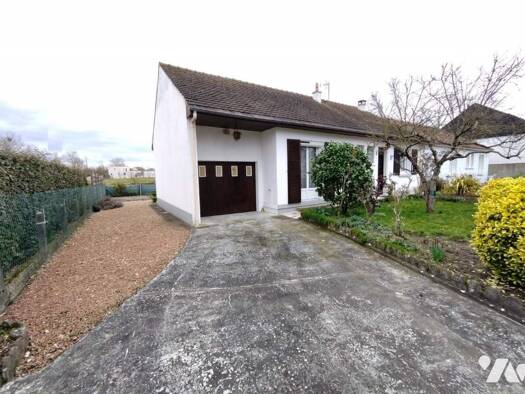 Maison de plain-pied à vendre 224 030 € 3 pièces 2 chambres 428 m² de terrain Chambray-lès-Tours 37170