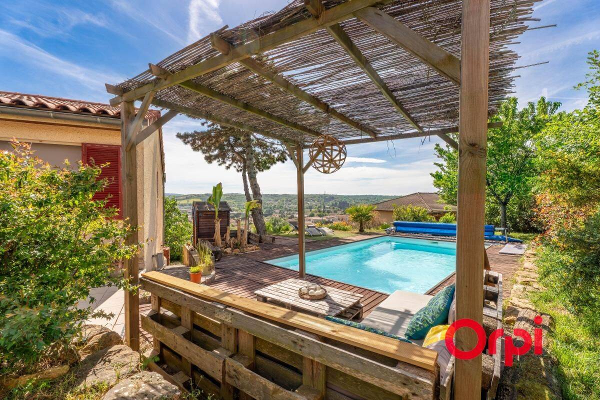 Maison 6 pièces 185 m² · à Lozanne · 185 m² · 575 000 €