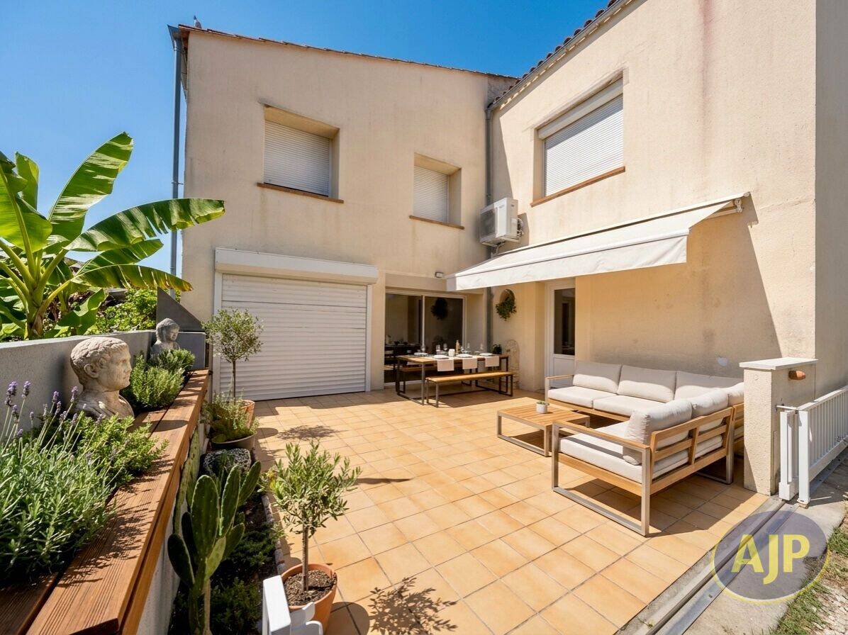 Maison 5 pièces 160 m² · à Saint-Laurent-Médoc · 160 m² · 194 000 €