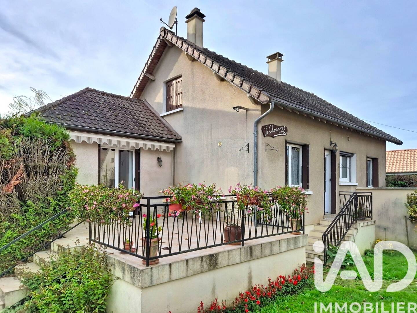 Maison 5 pièces 121 m² · à Villeneuve-la-Guyard · 121 m² · 179 000 €