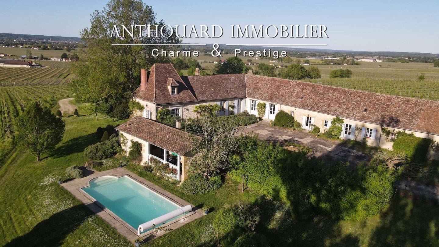 Maison 12 pièces 517 m² · à Bergerac · 517 m² · 990 000 €