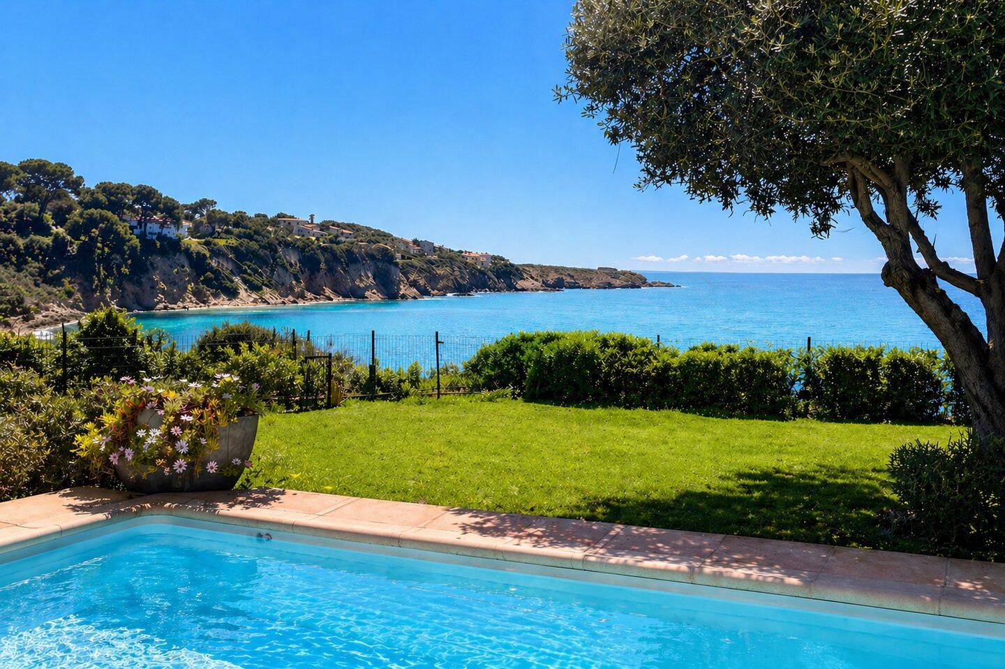 Maison 7 pièces 120 m² · à Sanary-sur-Mer · 120 m² · 1 695 000 €
