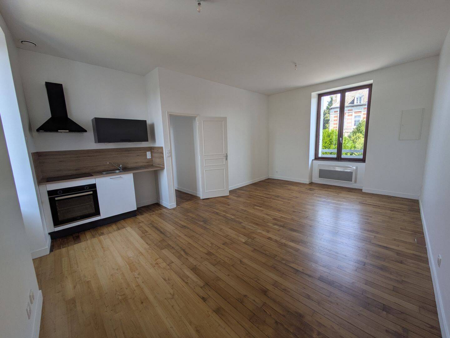 Appartement 4 pièces 85 m² · à Maen Roch · 84,9 m² · 640 €