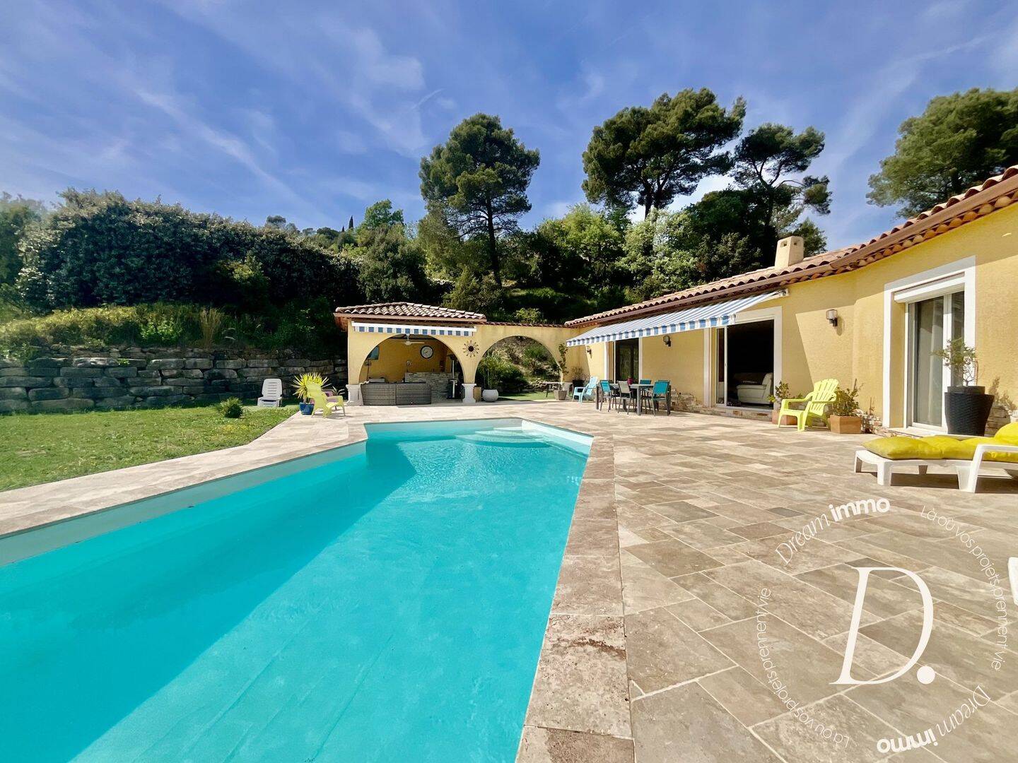 Maison 5 pièces 168 m² · à Garéoult · 168 m² · 685 000 €
