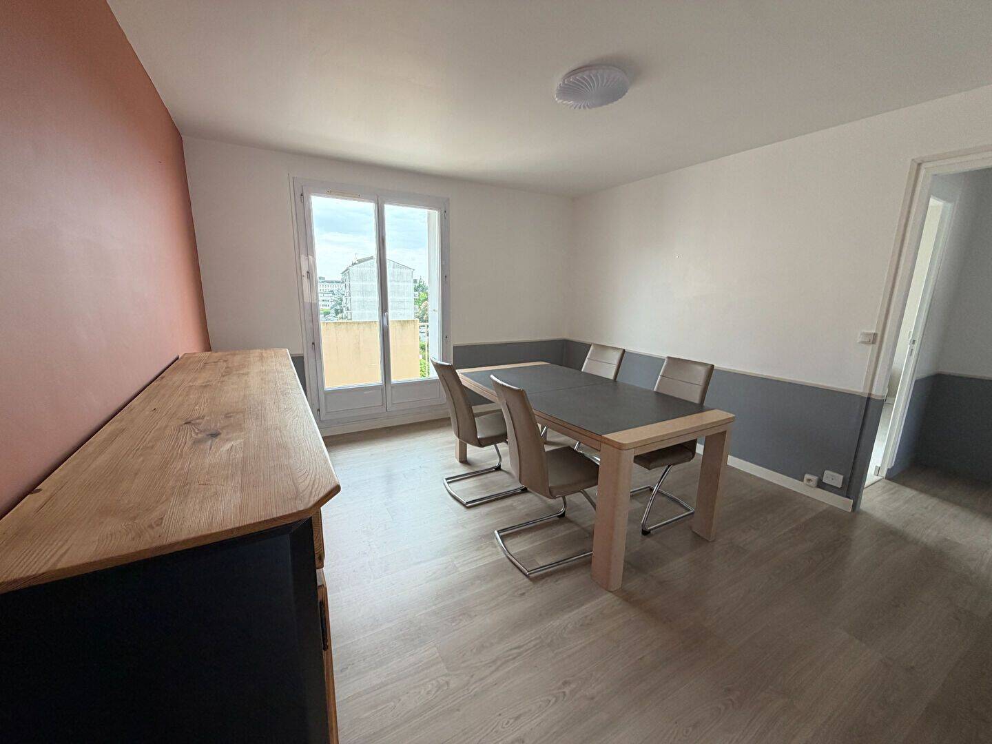 Appartement 3 pièces 54 m² · à Angers · 54 m² · 950 €