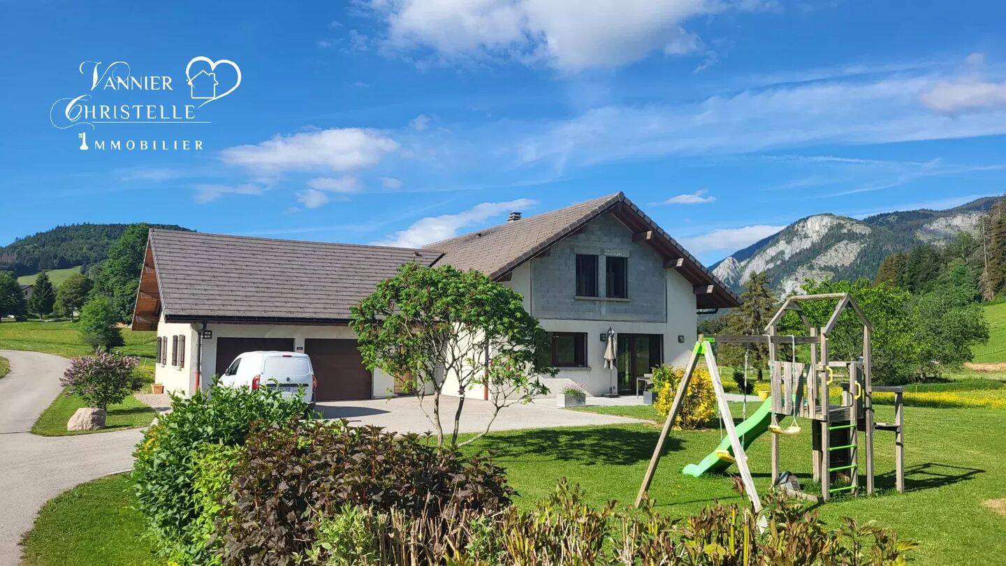 Appartement 4 pièces · à Bellevaux · 649 000 €