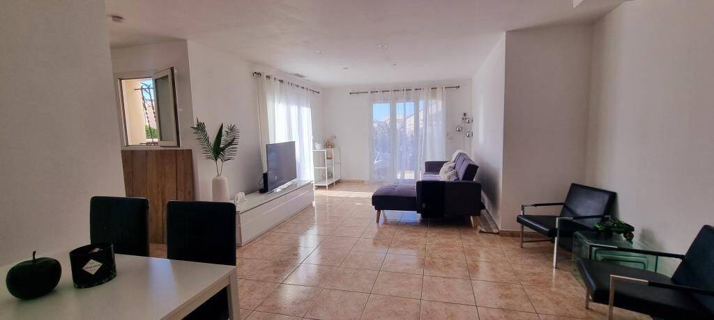 Maison 4 pièces 97 m² · à Perpignan · 97 m² · 1 250 €/mois