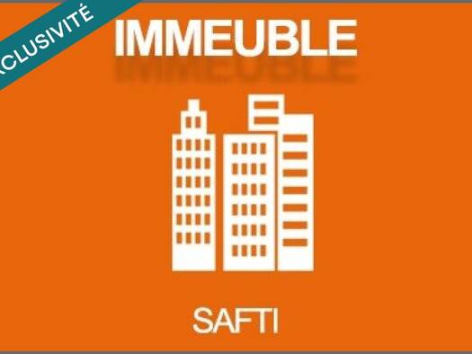 Immeuble à vendre 2 699 000 € 1 117 m² Pontoise 95000