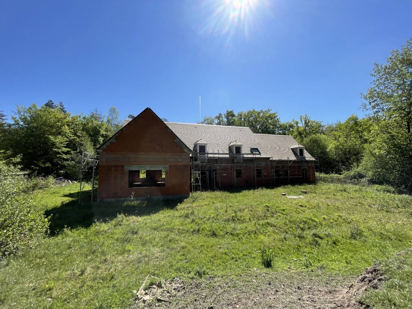 Maison 10 pièces 492 m² · à Saint-Jean-aux-Bois · 492 m² · 612 000 €