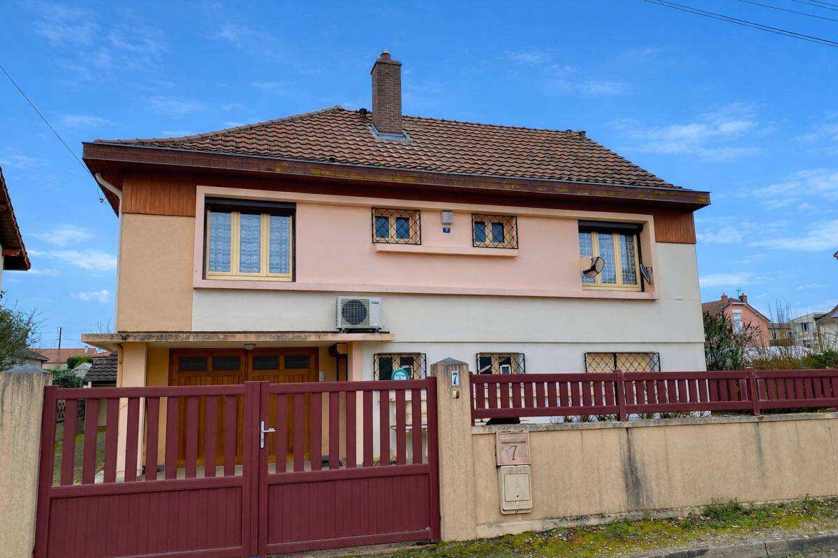 Maison 7 pièces 125 m² · à Saint-Vallier · 125 m² · 117 500 €