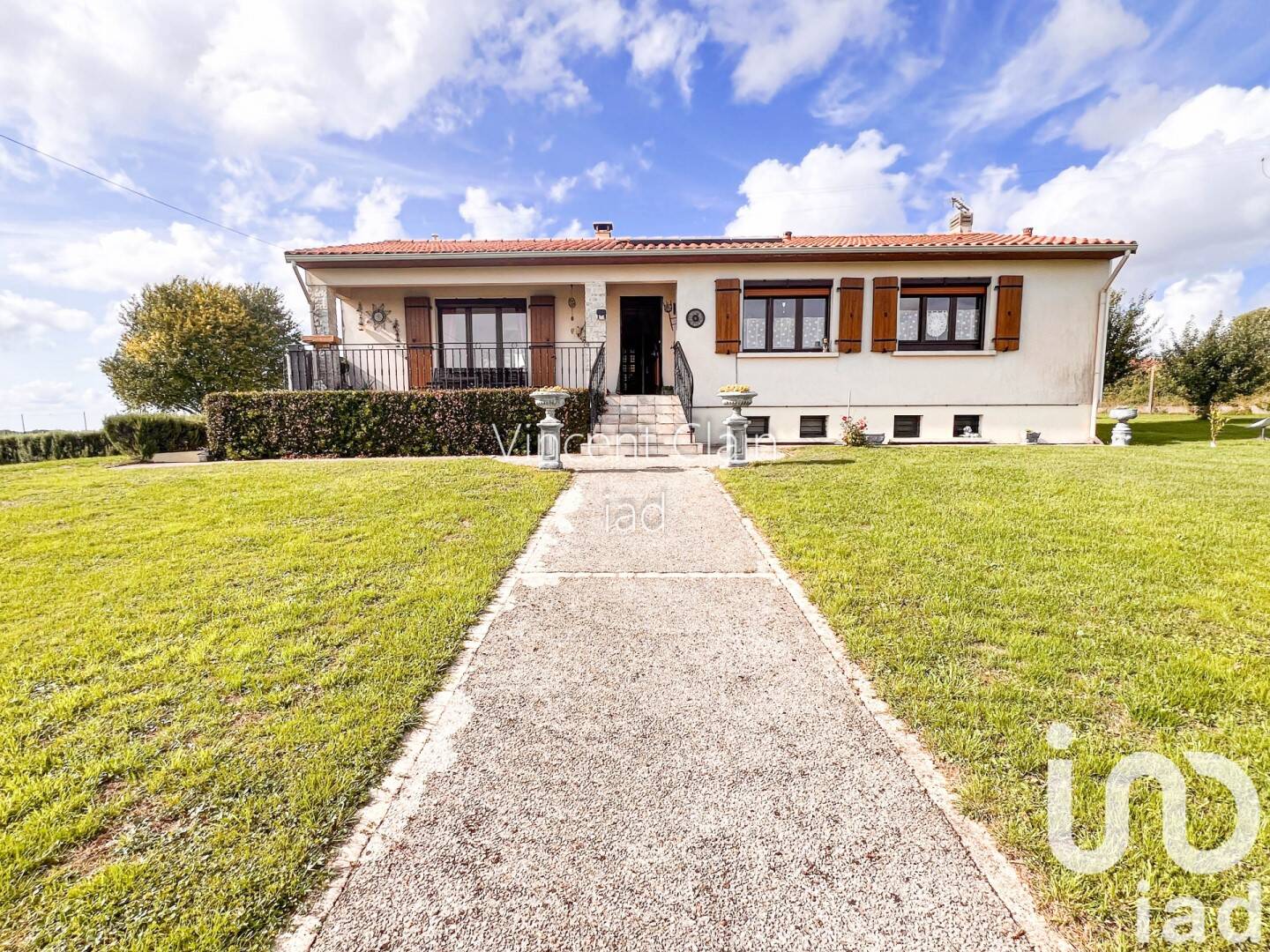 Maison 5 pièces 175 m² · à Fontaine-Chalendray · 175 m² · 250 000 €