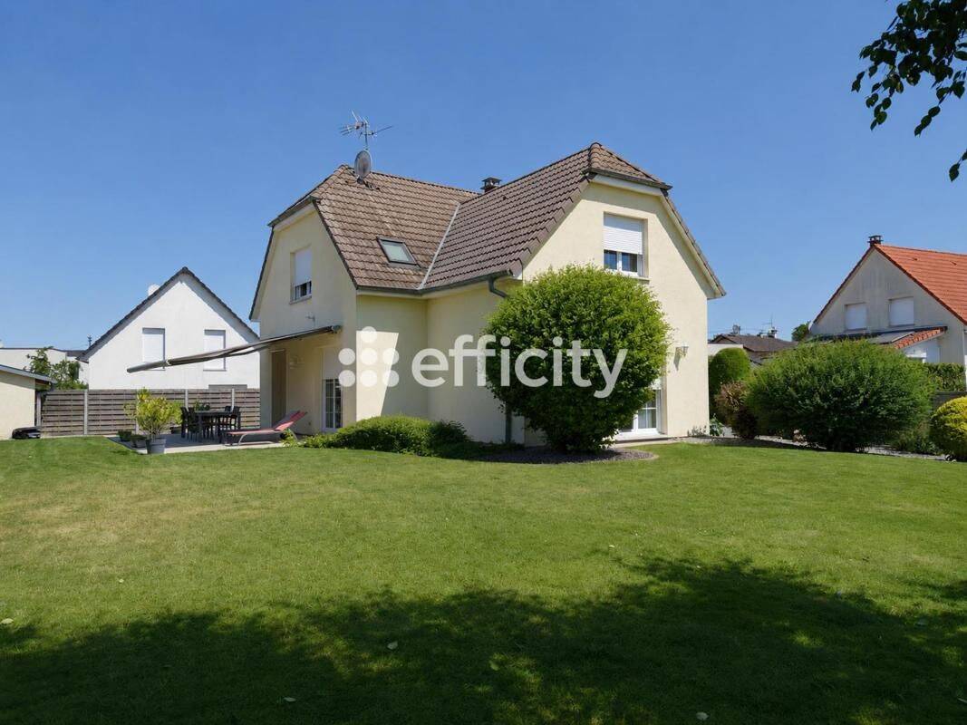 Maison 5 pièces 158 m² · à Bartenheim · 157,7 m² · 586 500 €