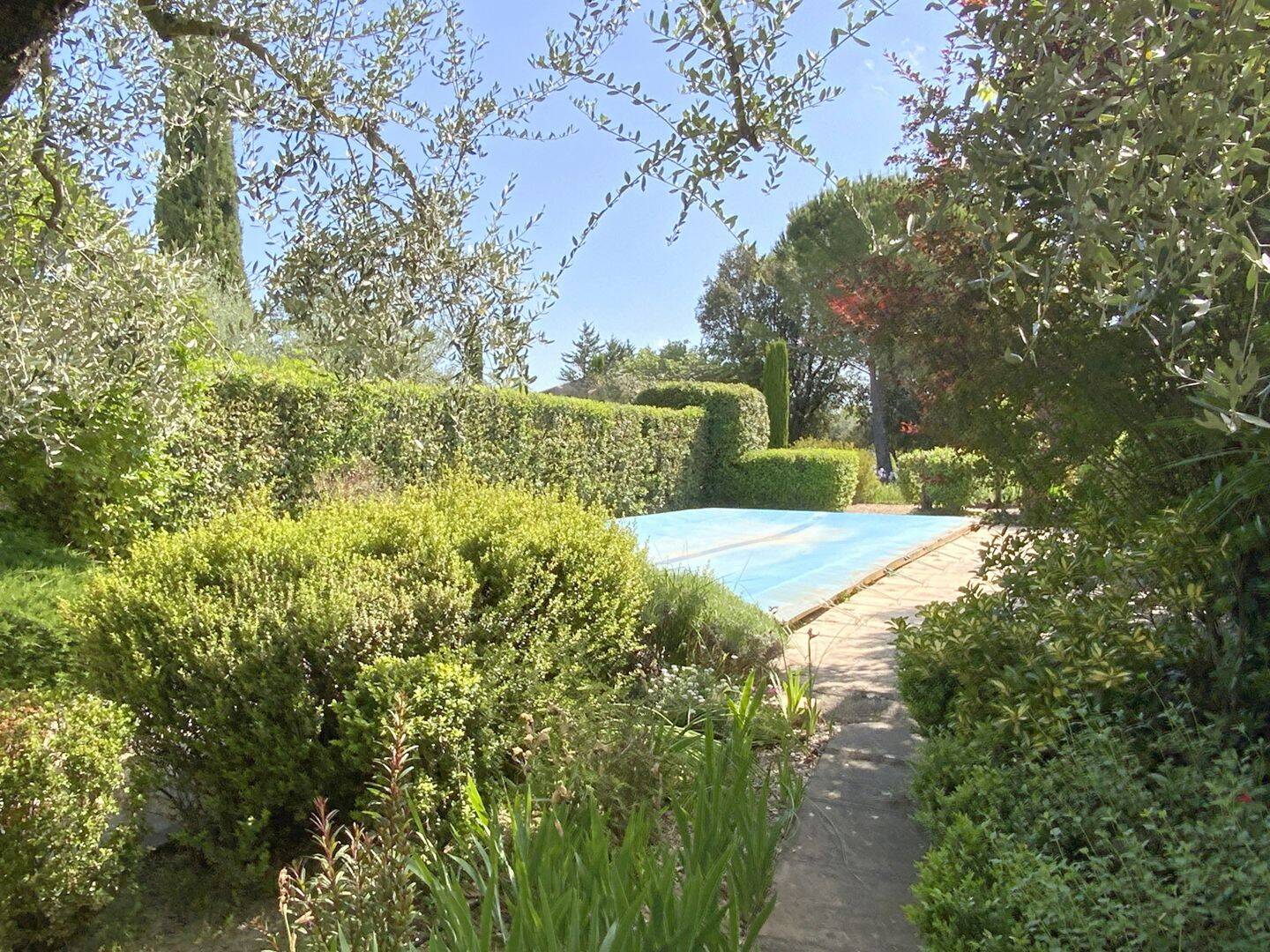 Maison 6 pièces 159 m² · à Uzès · 159 m² · 670 000 €