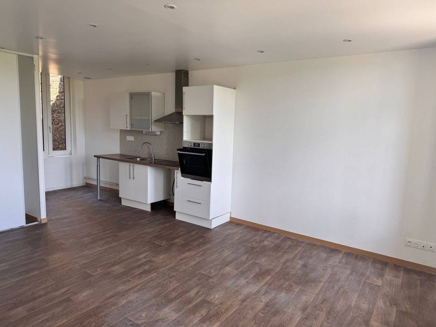 Appartement 4 pièces 87 m² · à Charleville-Mézières · 87 m² · 685 €/mois