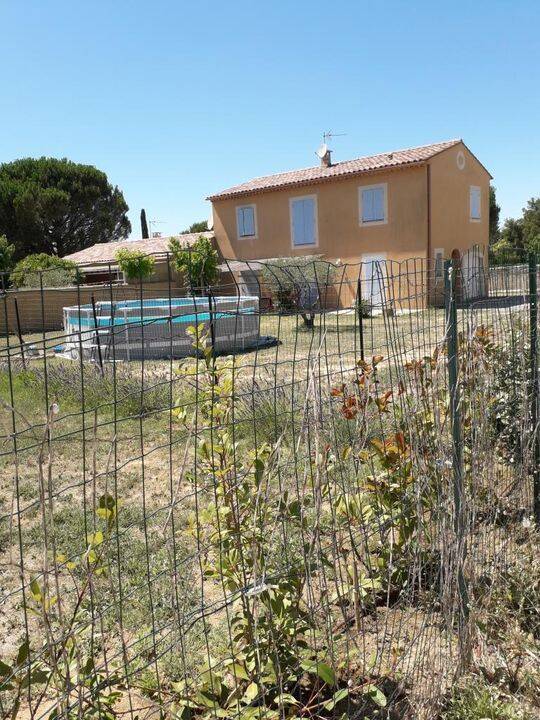 Maison 5 pièces 130 m² · à Maubec · 130 m² · 1 430 €