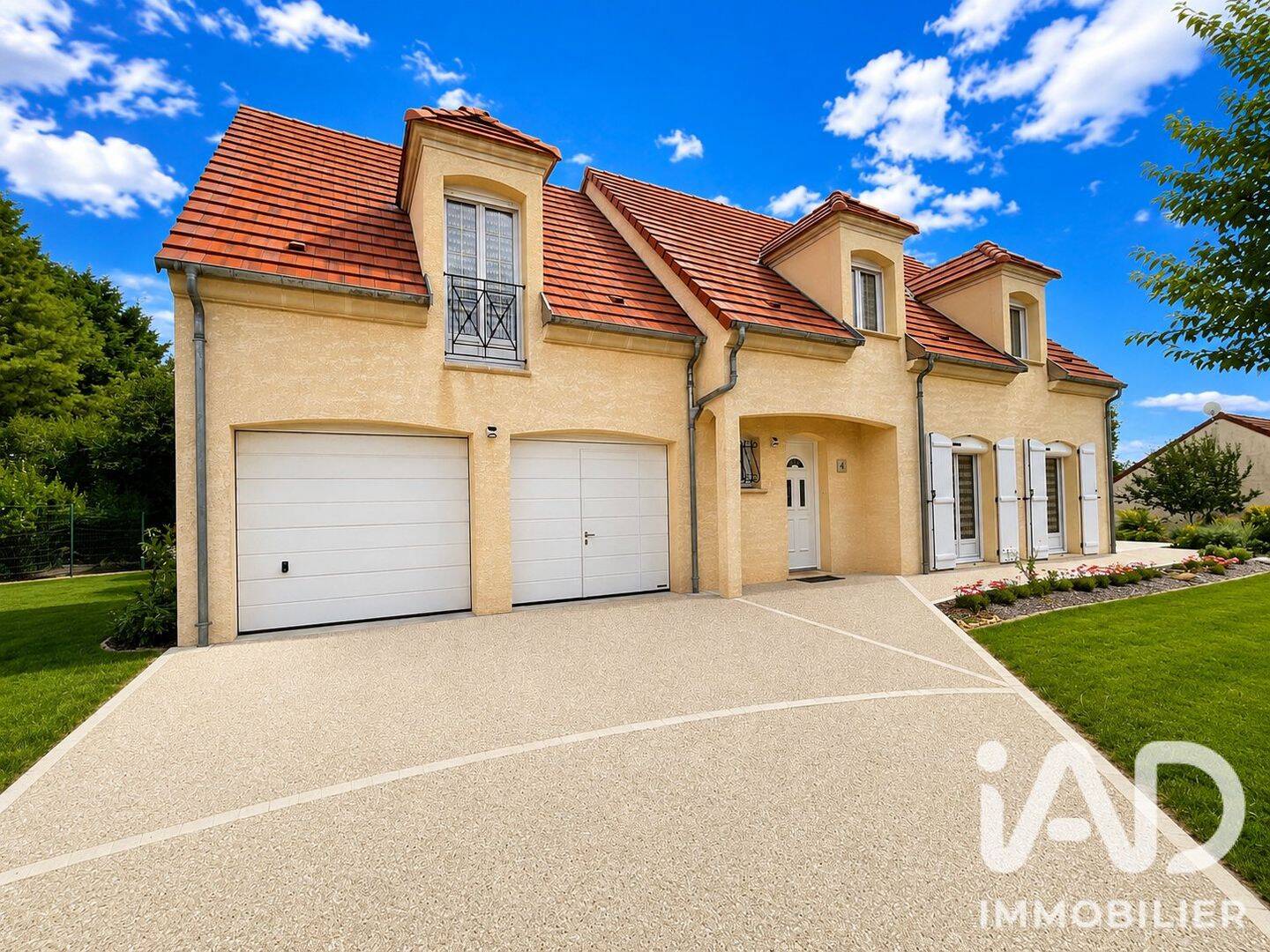 Maison 7 pièces 161 m² · à Paron · 161 m² · 378 900 €