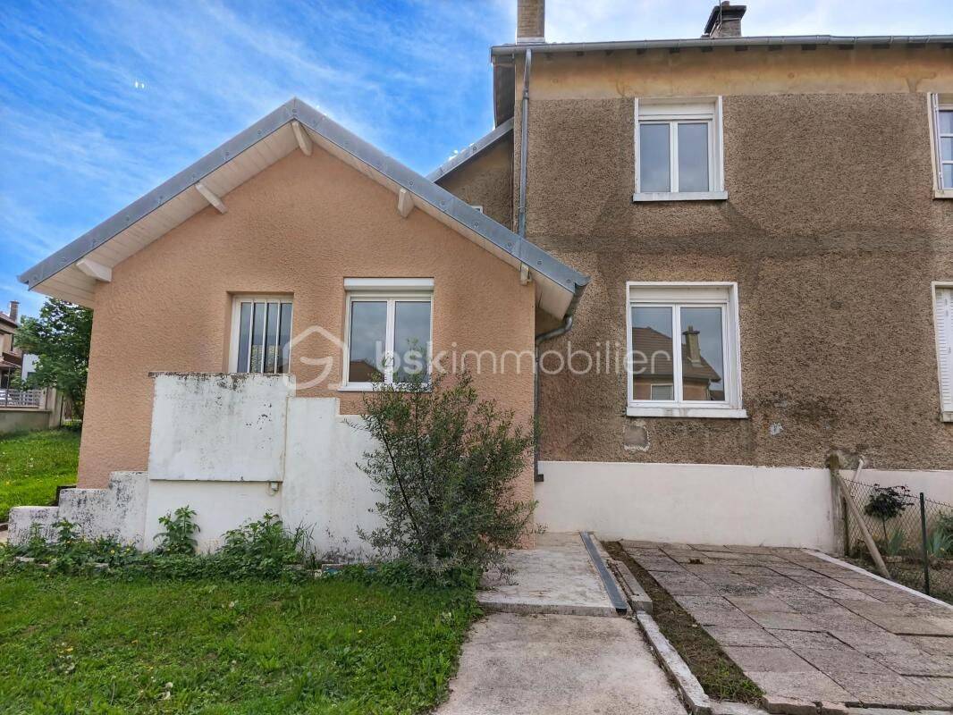 Maison 4 pièces 99 m² · à Dole · 99 m² · 180 000 €