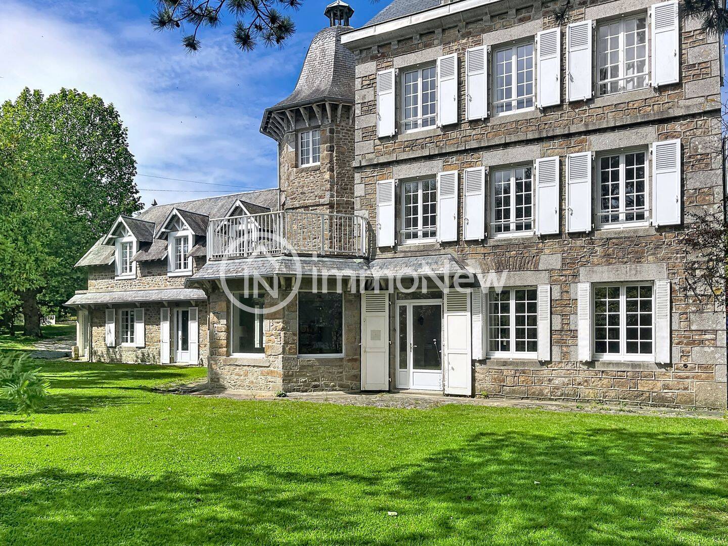 Maison 17 pièces 402 m² · à Sartilly-Baie-Bocage · 402 m² · 780 000 €